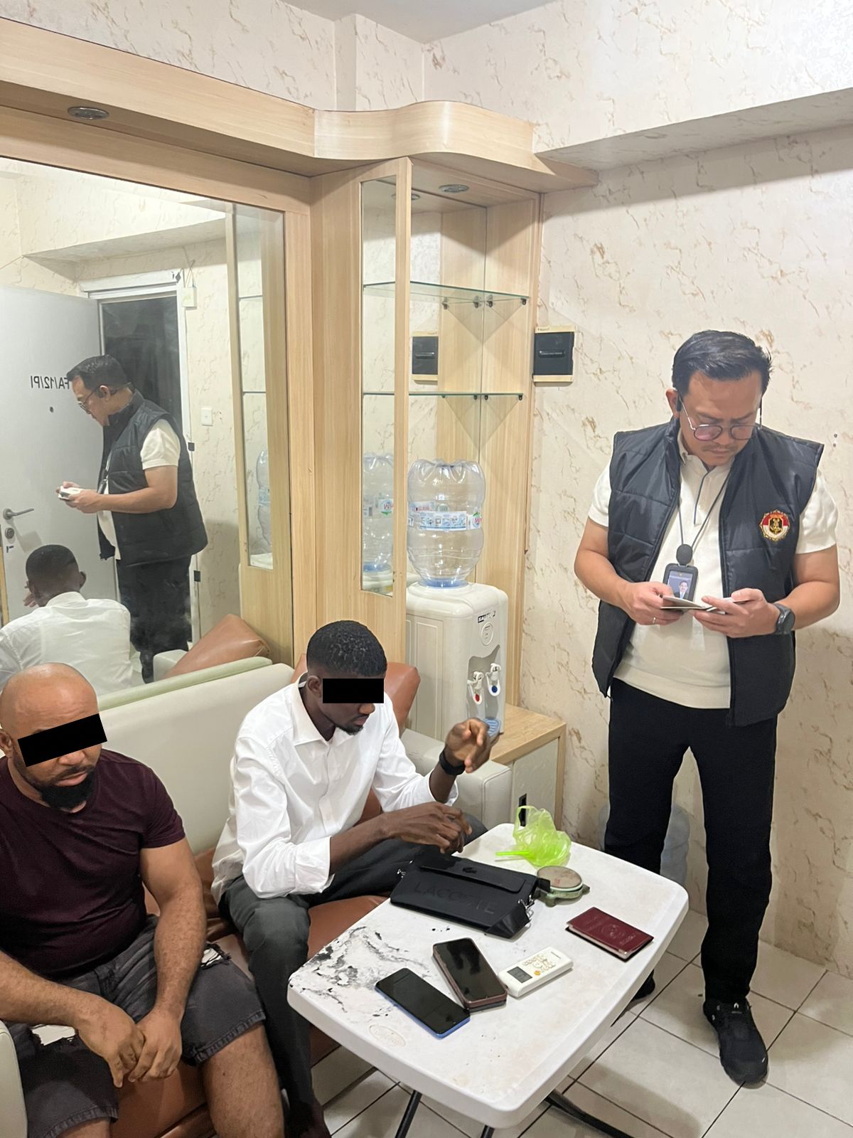 Kantor Imigrasi Jakarta Pusat - Operasi Wirawaspada Serentak: Kantor Imigrasi Jakarta Pusat Amankan 8 Warga Negara Asing