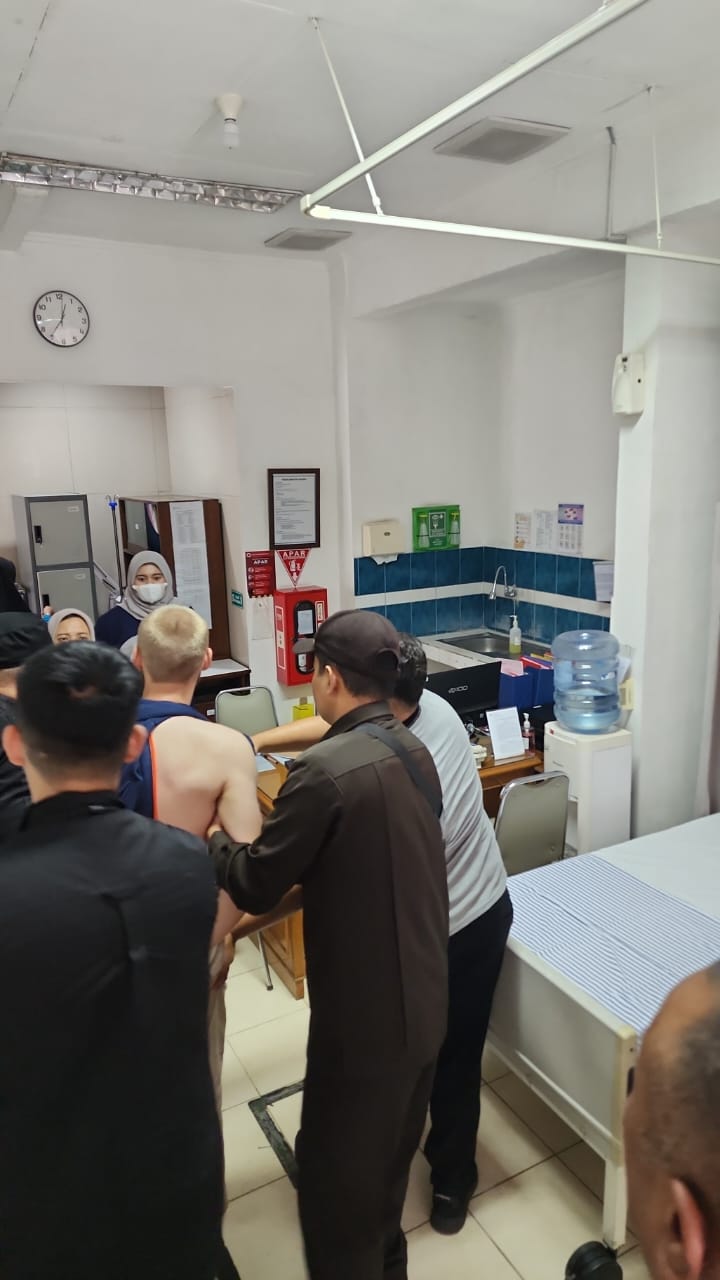 Kantor Imigrasi Jakarta Pusat - Penanganan WNA Diduga Mengganggu Ketertiban Umum di Karet Tengsin