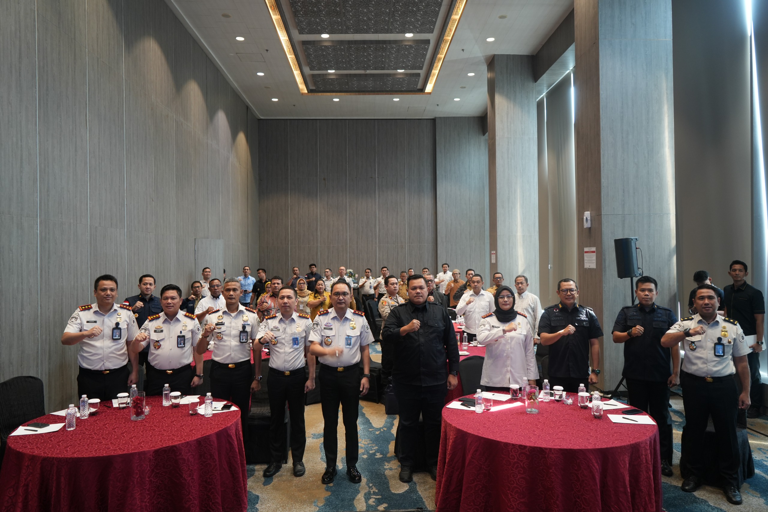 Kantor Imigrasi Jakarta Pusat - Perkuat Pengawasan Orang Asing, Kantor Imigrasi Jakarta Pusat Gelar Rapat Tim Pengawasan Orang Asing (TIMPORA).